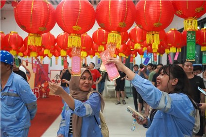  欢庆元宵 同心共融 | 沐溪全球各产业基地开展元宵“游园会”